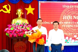 Phó Giám đốc Sở Nội Tây Ninh làm Bí thư Đảng ủy xã Mộc Hóa