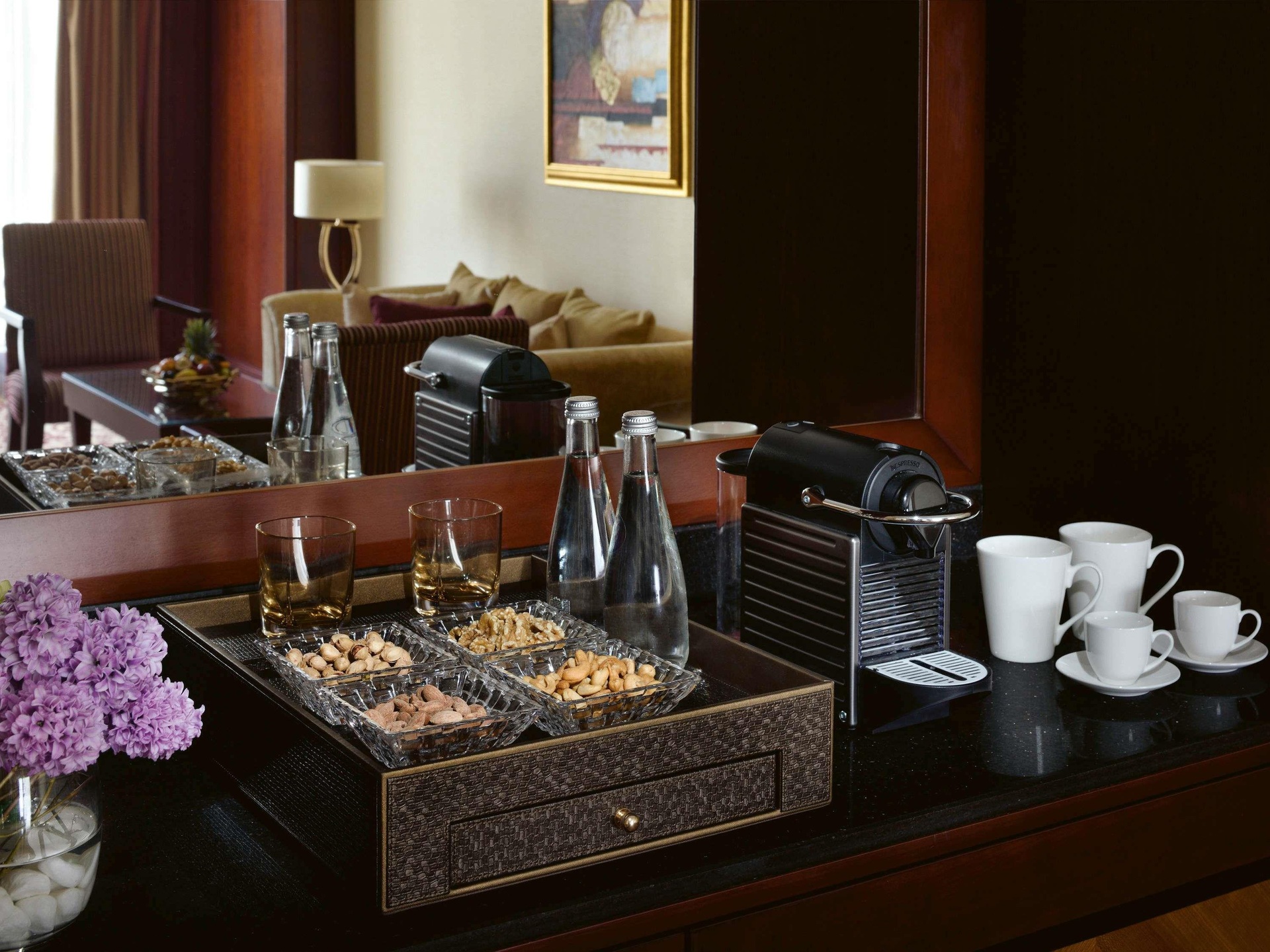 Bên trong khách sạn 5 sao nơi U23 Việt Nam chọn làm “đại bản doanh” - 6