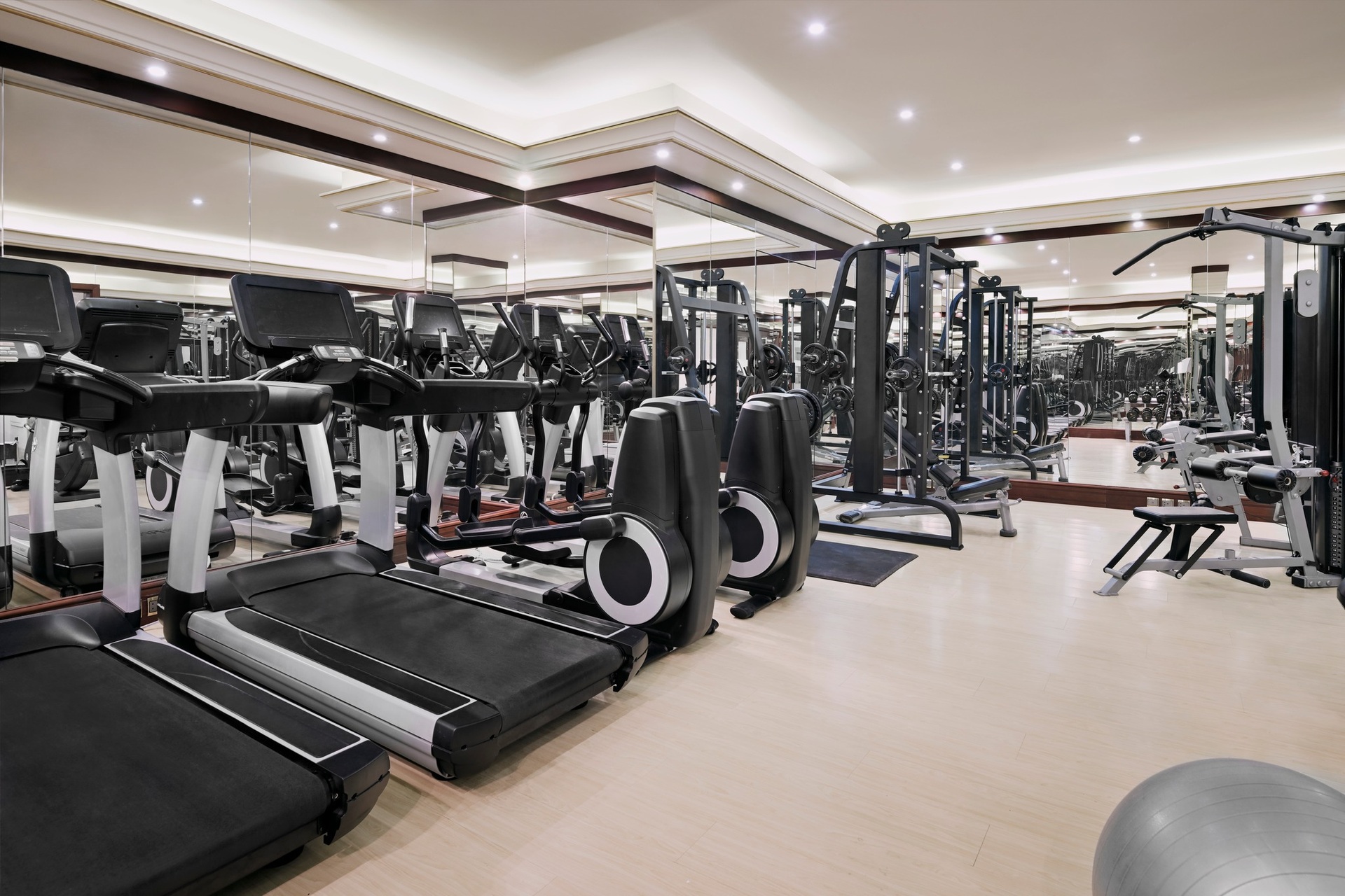 Bên trong khách sạn 5 sao nơi U23 Việt Nam chọn làm “đại bản doanh” - 11