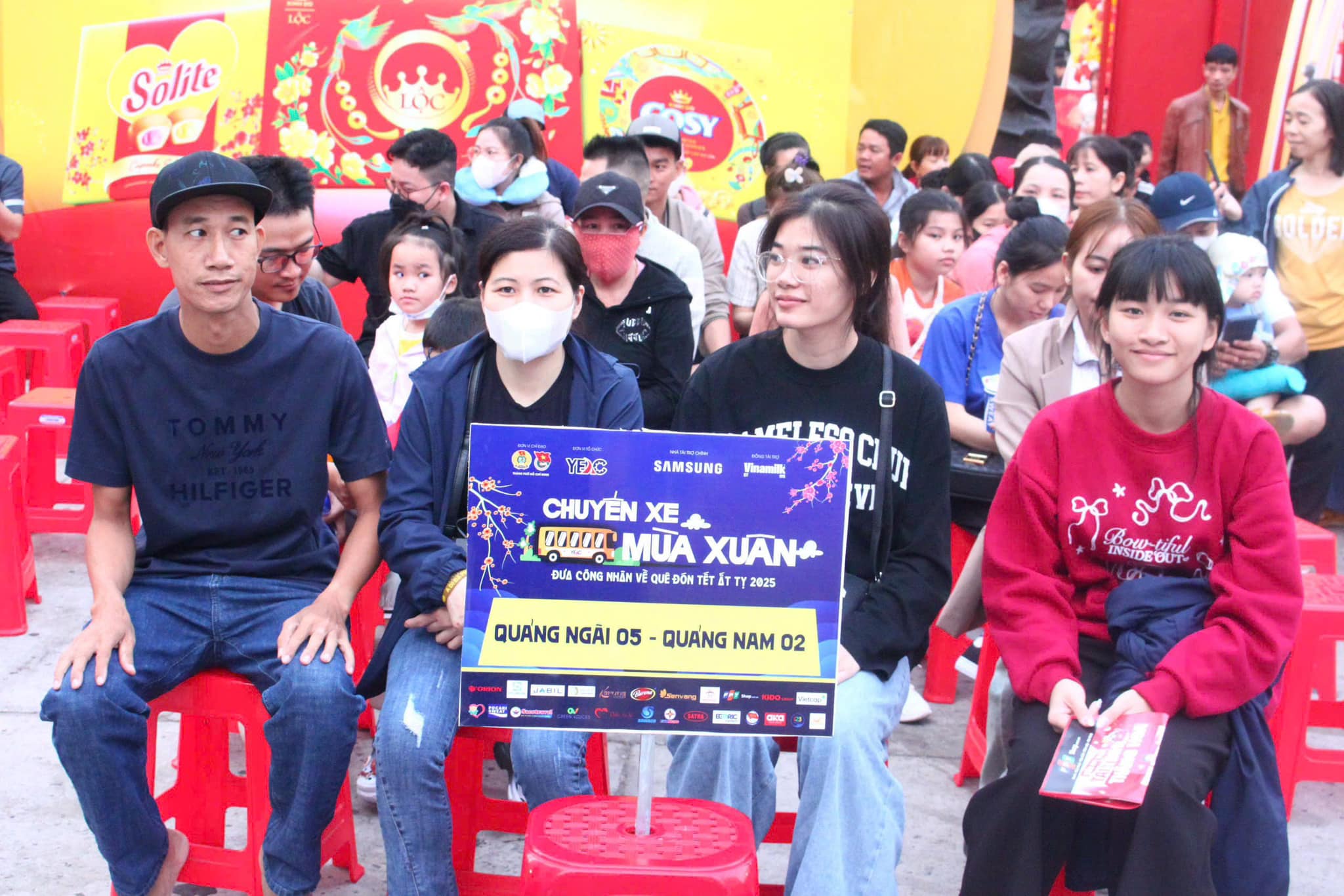 1768905064 190 Tang 2000 ve Chuyen xe mua Xuan cho cong nhan