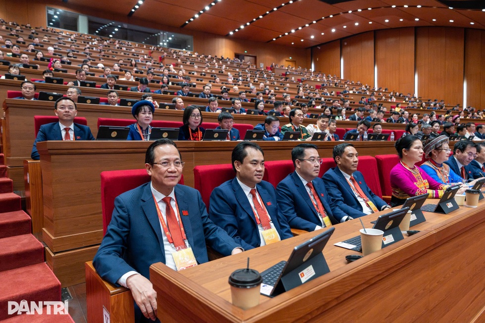 Lần đầu tiên 100% bí thư, chủ tịch tỉnh thành không phải người địa phương - 2