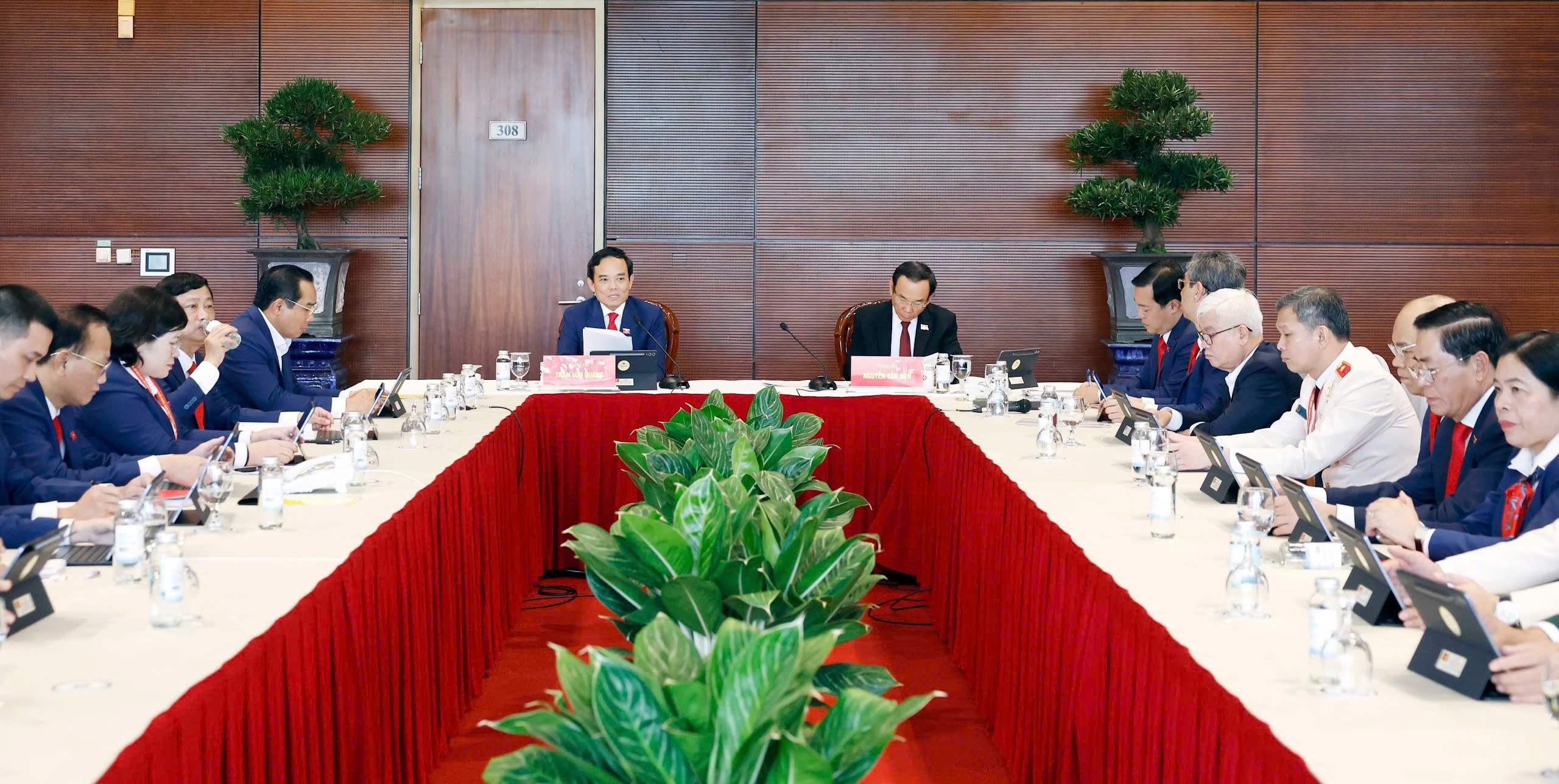 Đại hội XIV của Đảng: Kết tinh trí tuệ, ý chí tự lực, tự cường của dân tộc - Ảnh 4.