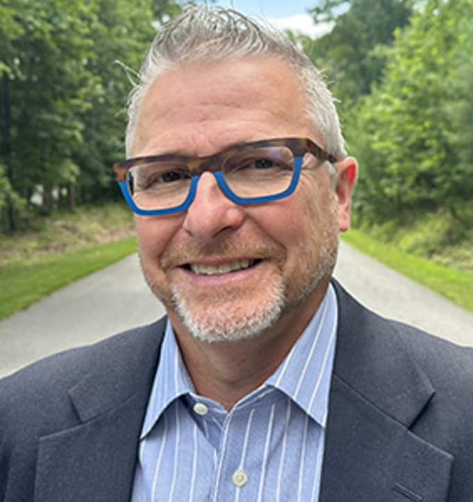 Tiến sĩ C. Edward Watson. Ảnh: eddiewatson.net