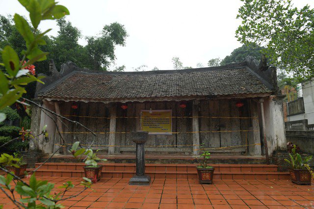 Cận cảnh ngôi chùa nằm dưới chân núi Chương Sơn ở Ninh Bình còn lưu giữ báu vật 1.000 năm tuổi - 3