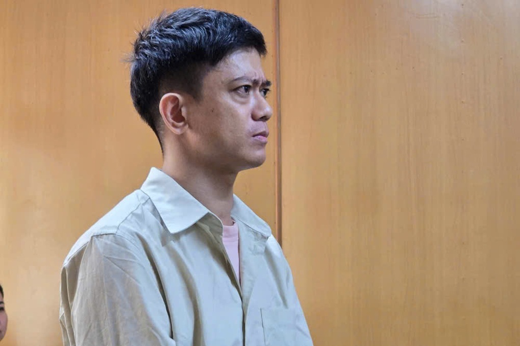 Vì sao kẻ tạt axit 4 cấp trên ở TPHCM lĩnh 20 năm tù? - 2