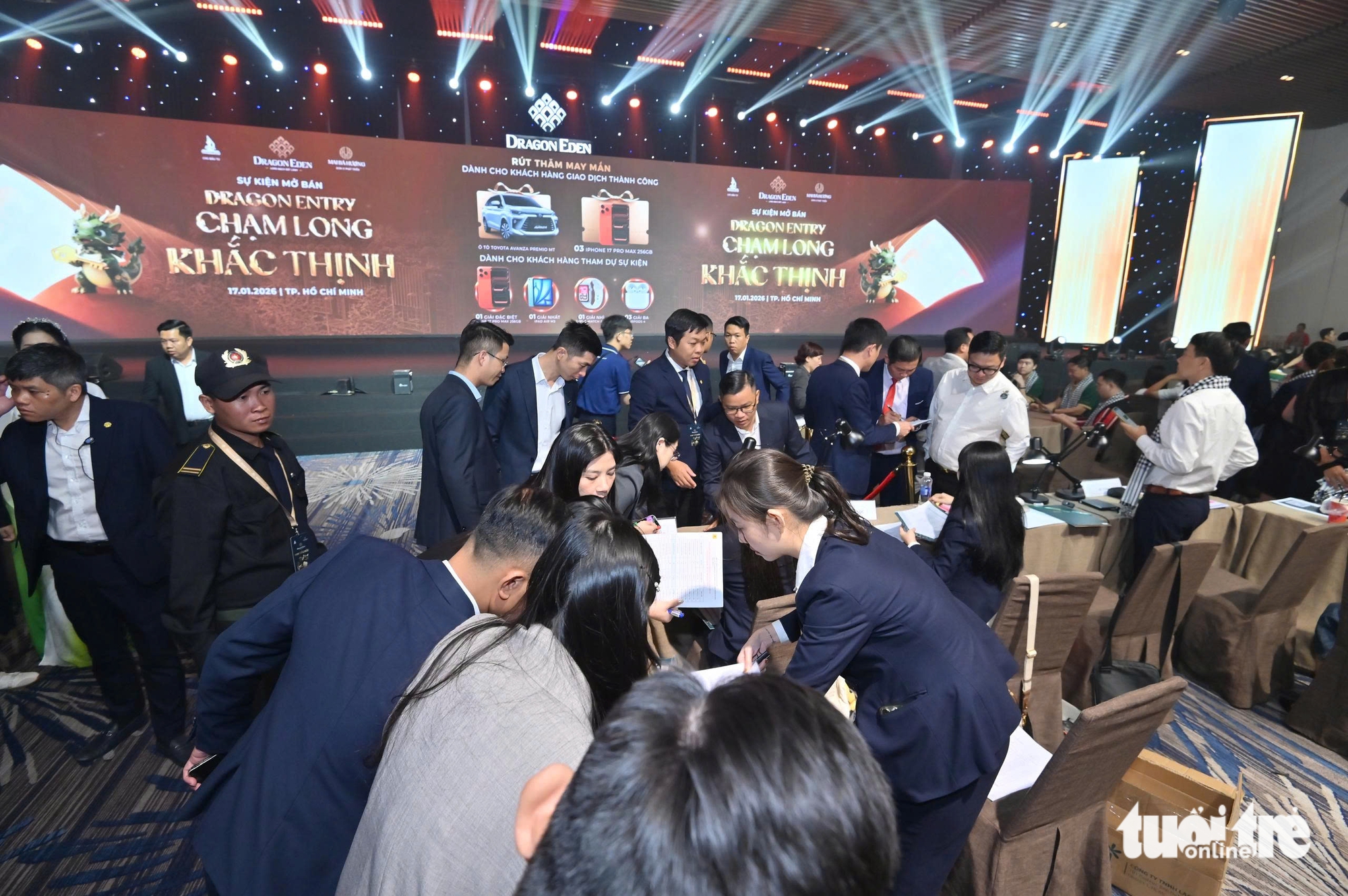 Giá căn hộ TP.HCM neo cao, dòng tiền tìm về sản phẩm pháp lý hoàn chỉnh ở vùng ven - Ảnh 2.