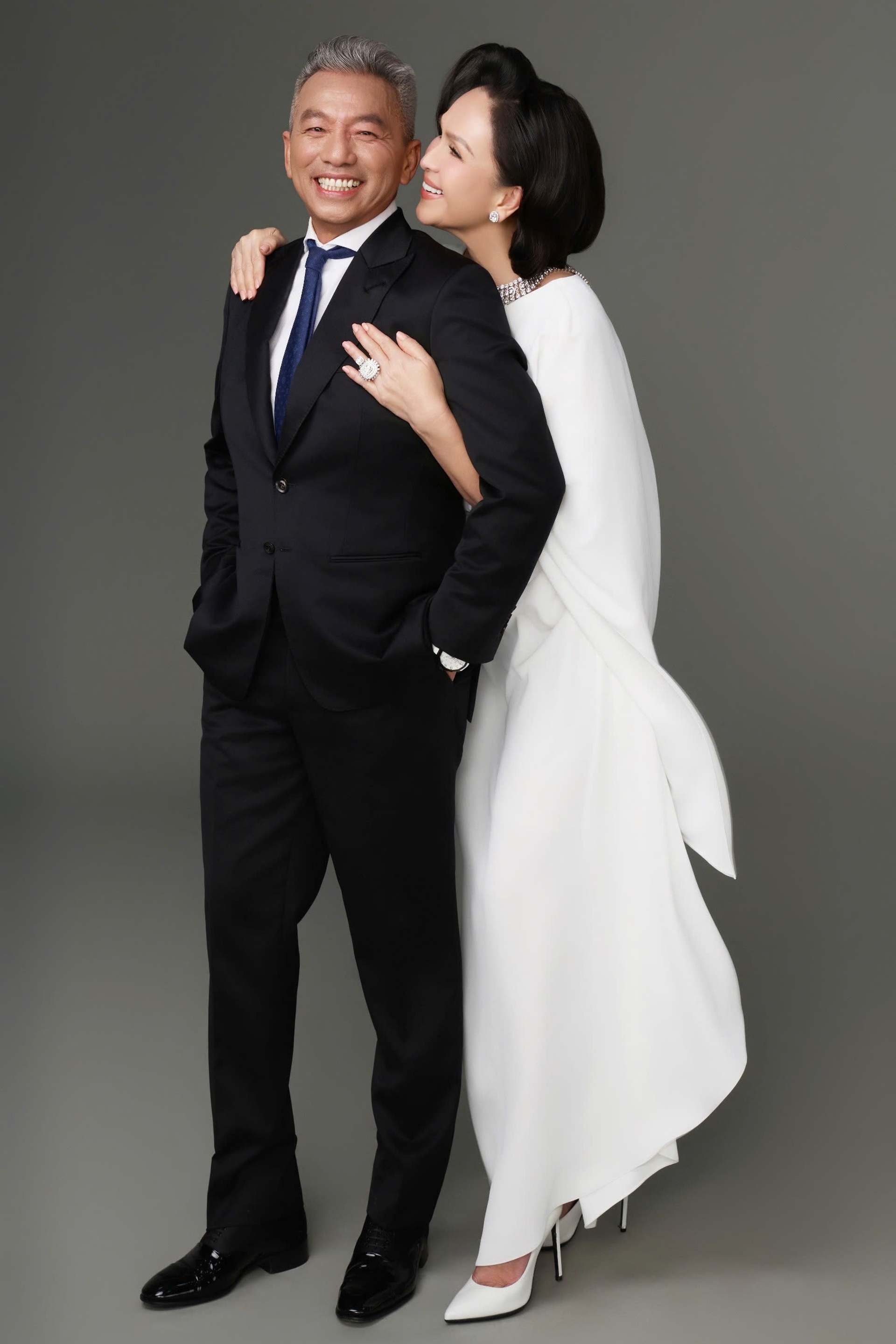 Nữ hoàng ảnh lịch Diễm My: Hôn nhân 32 năm kín tiếng bên chồng doanh nhân - 2