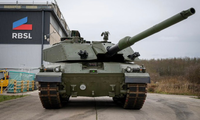 Nguyên mẫu xe tăng Challenger 3 trong ảnh đăng năm 2024. Ảnh: RBSL