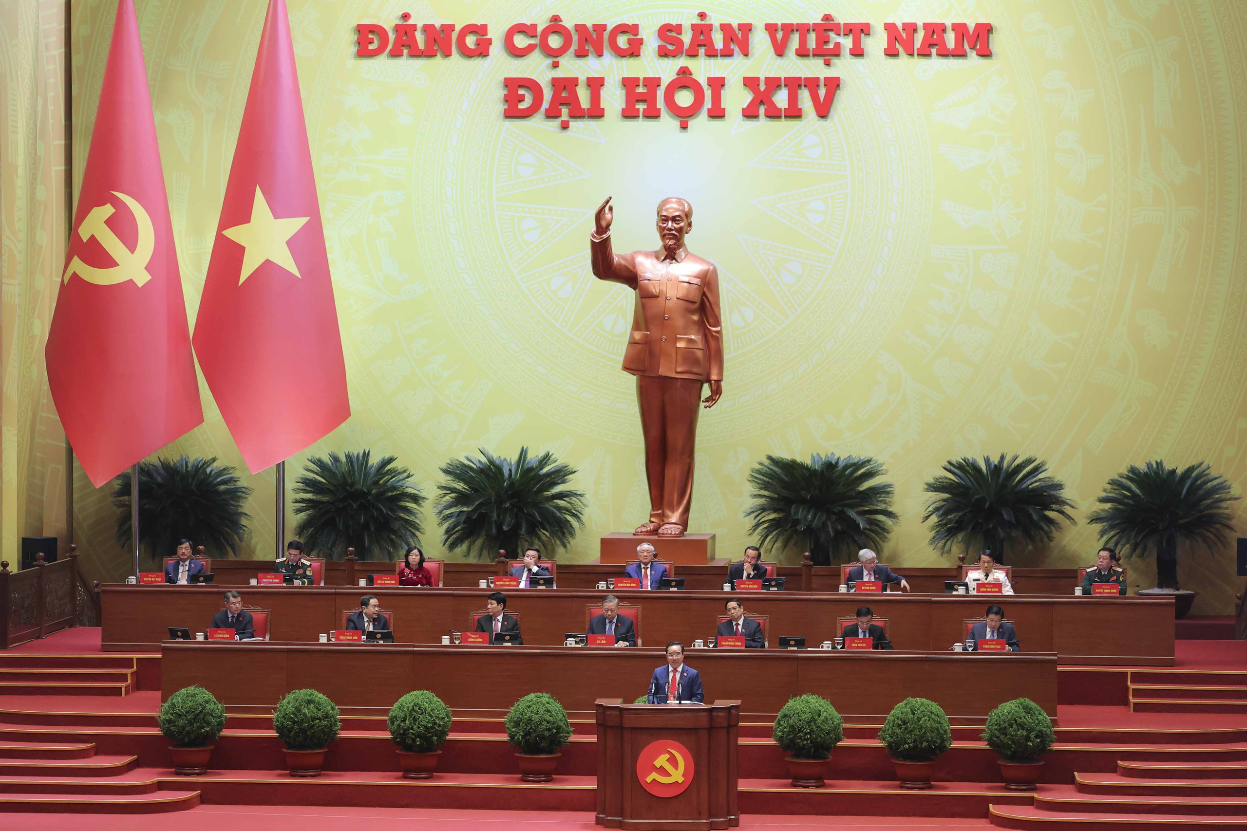 Toàn cảnh phiên thảo luận sôi nổi, hiệu quả về các văn kiện Đại hội XIV của Đảng - Ảnh 10.