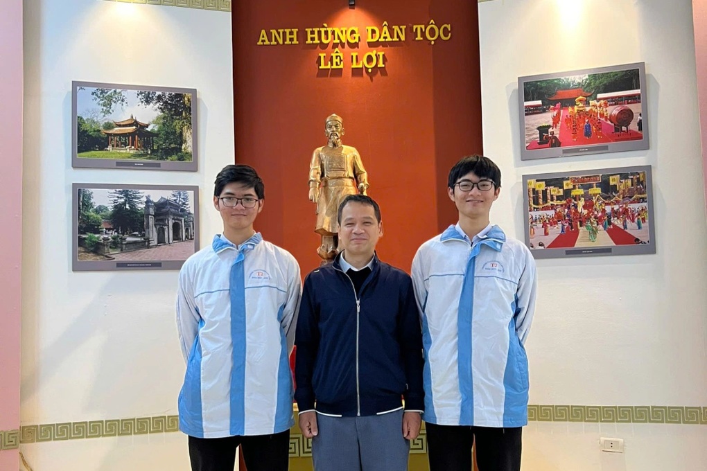 Chia sẻ của cặp song sinh cùng đạt giải nhất học sinh giỏi quốc gia - 2