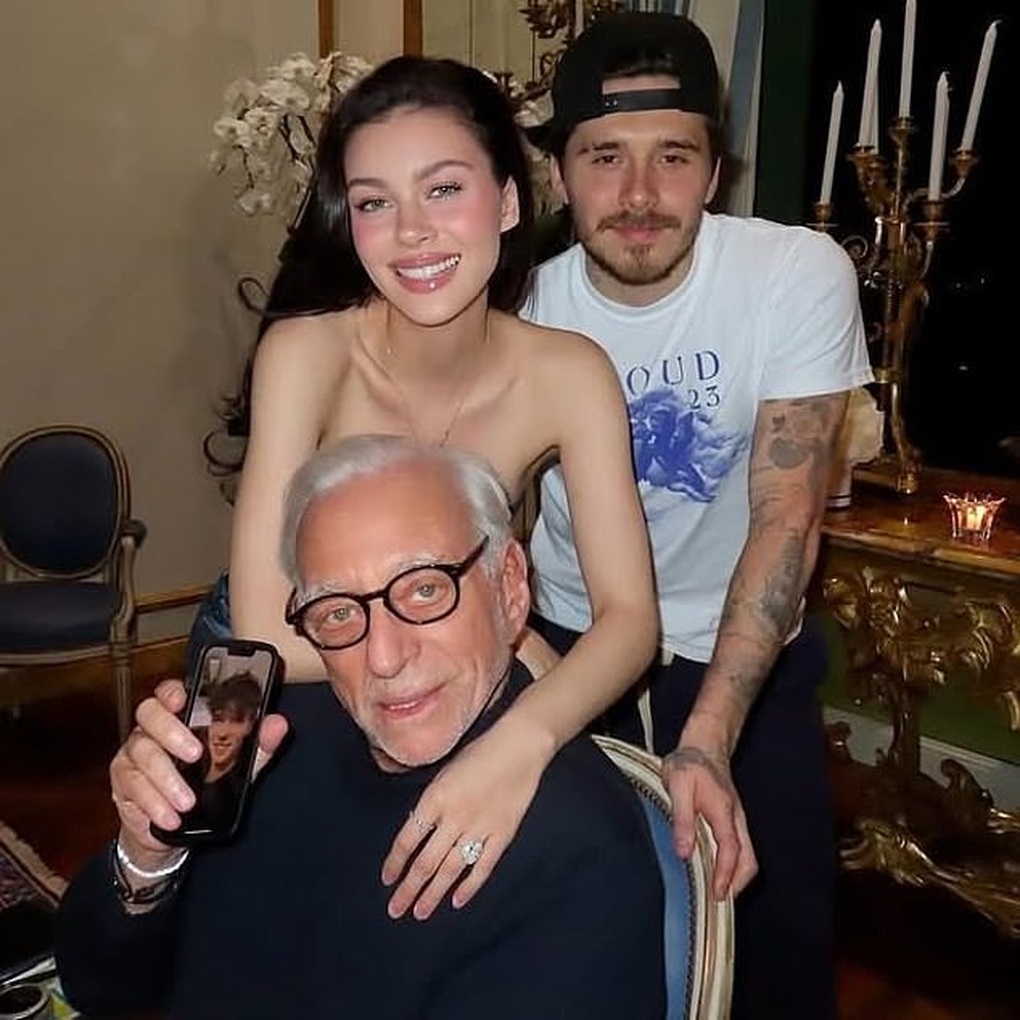 Gia thế thông gia David Beckham: Gia tộc tỷ phú Mỹ có tầm ảnh hưởng - 4