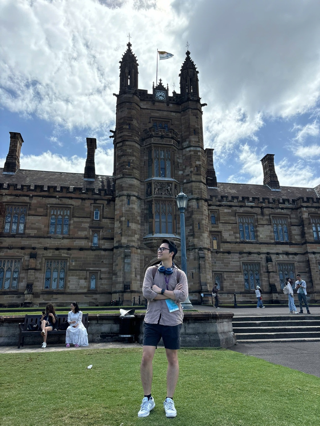 Từ học sinh trường làng, chàng trai 25 tuổi trúng tuyển ĐH số 1 thế giới - 4