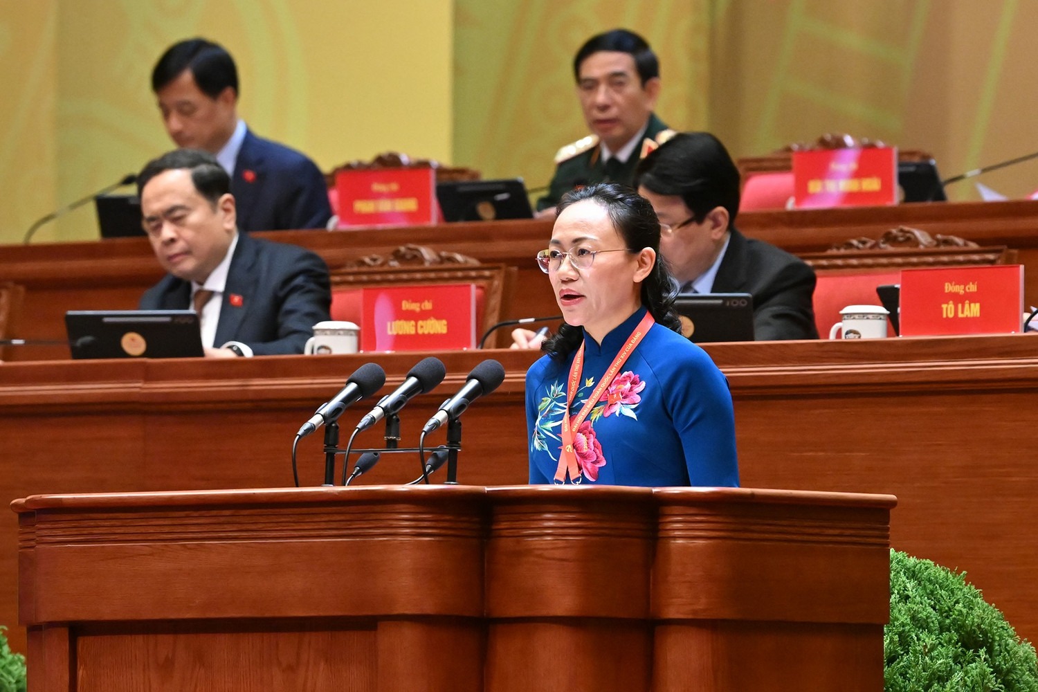 30 tham luận của lãnh đạo Chính phủ, địa phương thảo luận về các văn kiện Đại hội XIV của Đảng - Ảnh 12.