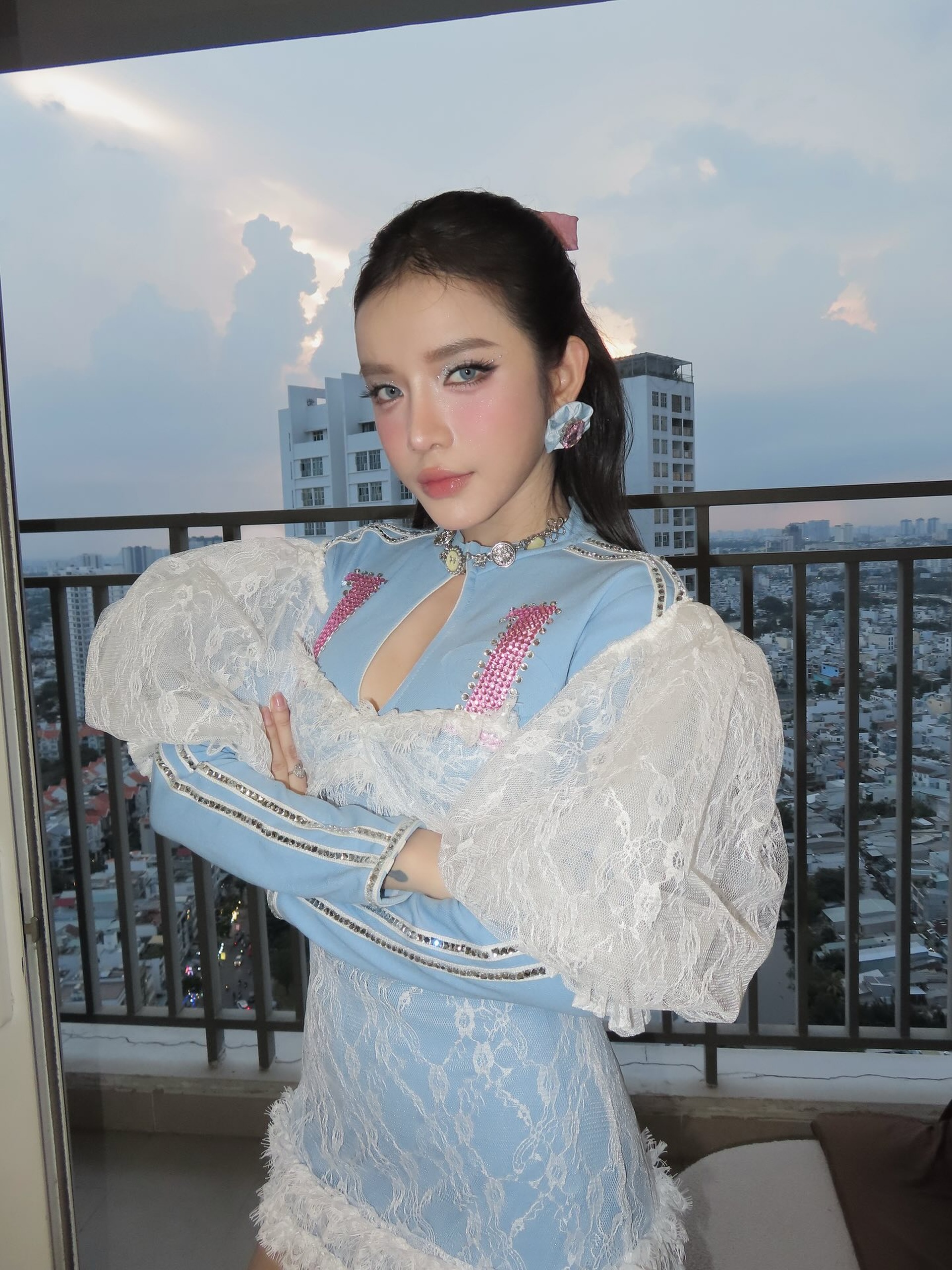 Bạn gái tin đồn của Anh Tú: Nhan sắc như búp bê, đóng phim Tết Trấn Thành - 3