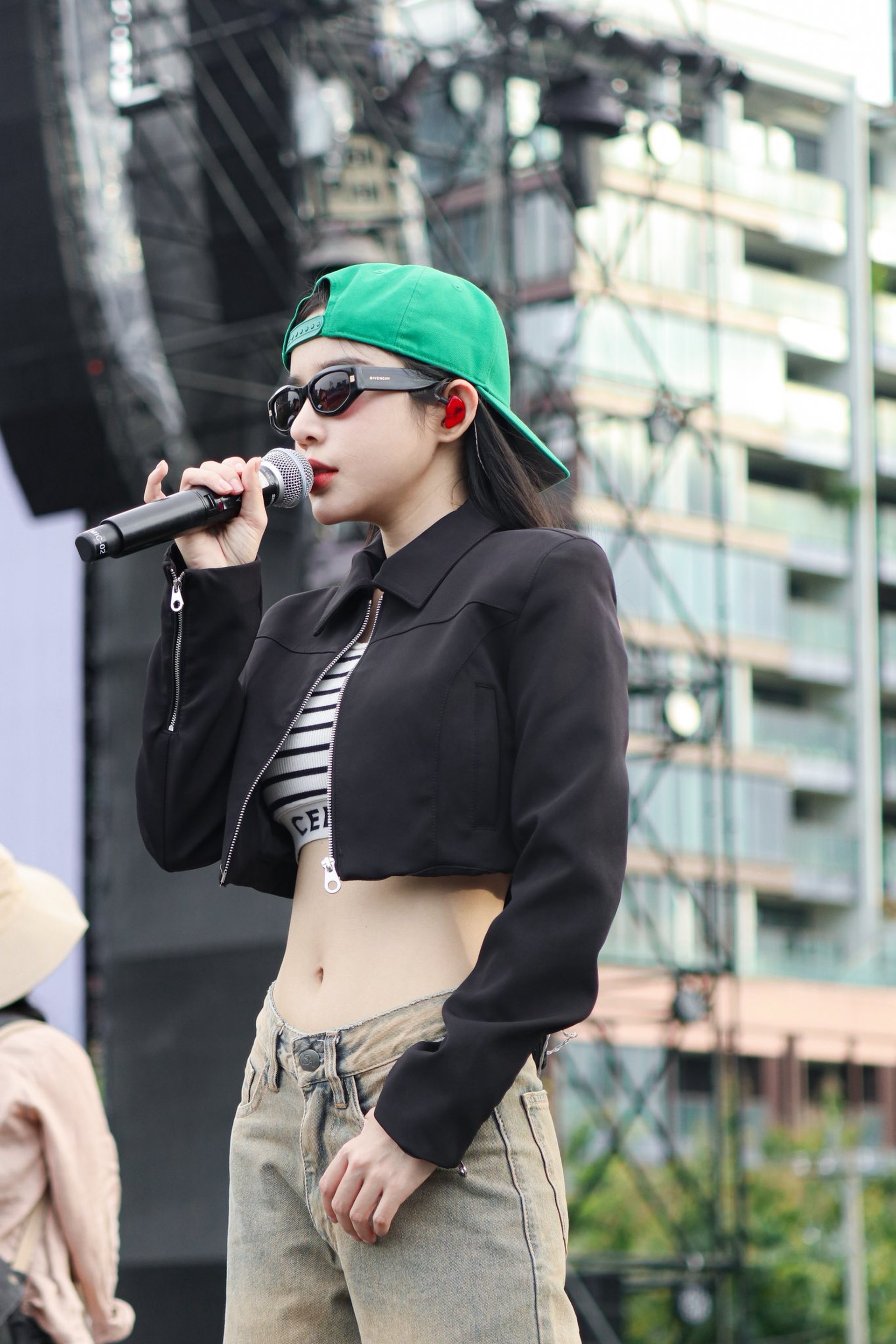 Bạn gái tin đồn của Anh Tú: Nhan sắc như búp bê, đóng phim Tết Trấn Thành - 8