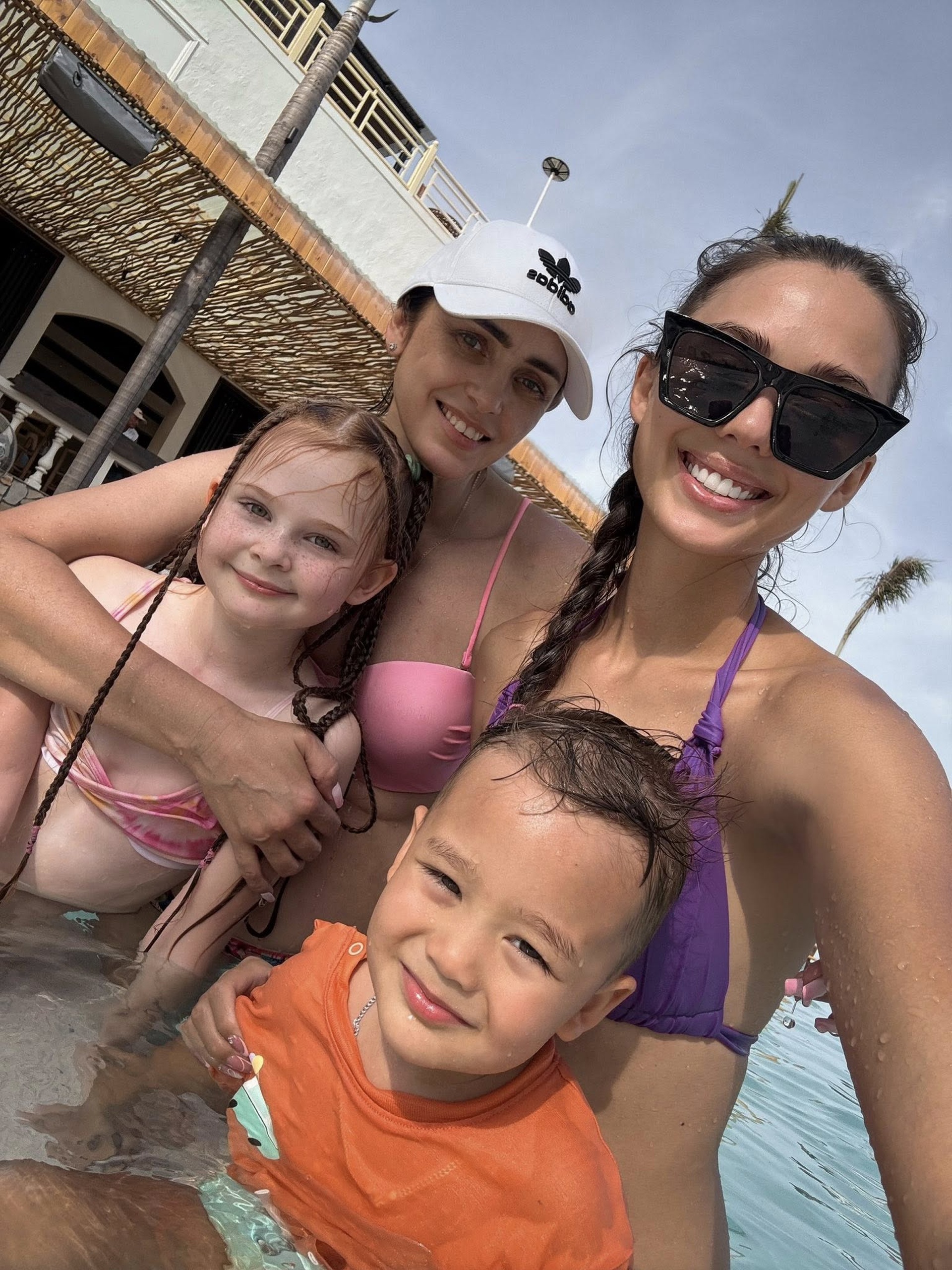 Vợ Tây của Bùi Tiến Dũng sau 4 năm kết hôn, sắc vóc mẹ một con gây chú ý - 10 Vợ Tây của Bùi Tiến Dũng sau 4 năm kết hôn, sắc vóc mẹ một con gây chú ý - 10