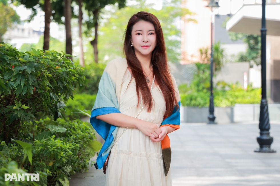 NSƯT Kim Oanh hiếm hoi nói về áp lực và thu nhập tại VTV - 7