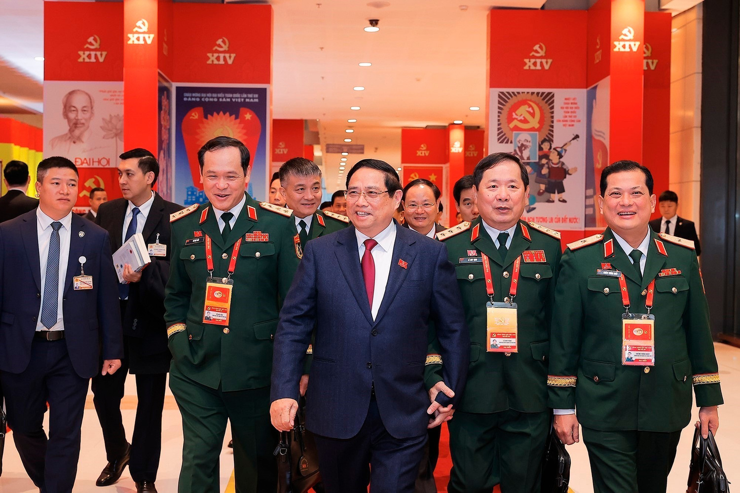 Lấy dân làm gốc: Tư tưởng Bác Hồ thấm sâu các tham luận Đại hội XIV - Ảnh 2. Bác Hồ - Ảnh 2.