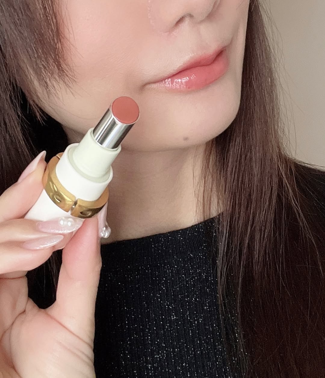 6 thỏi son dưỡng lên môi đẹp kinh khủng, xứng đáng xuống tiền nhất đầu năm 2026- Ảnh 8.