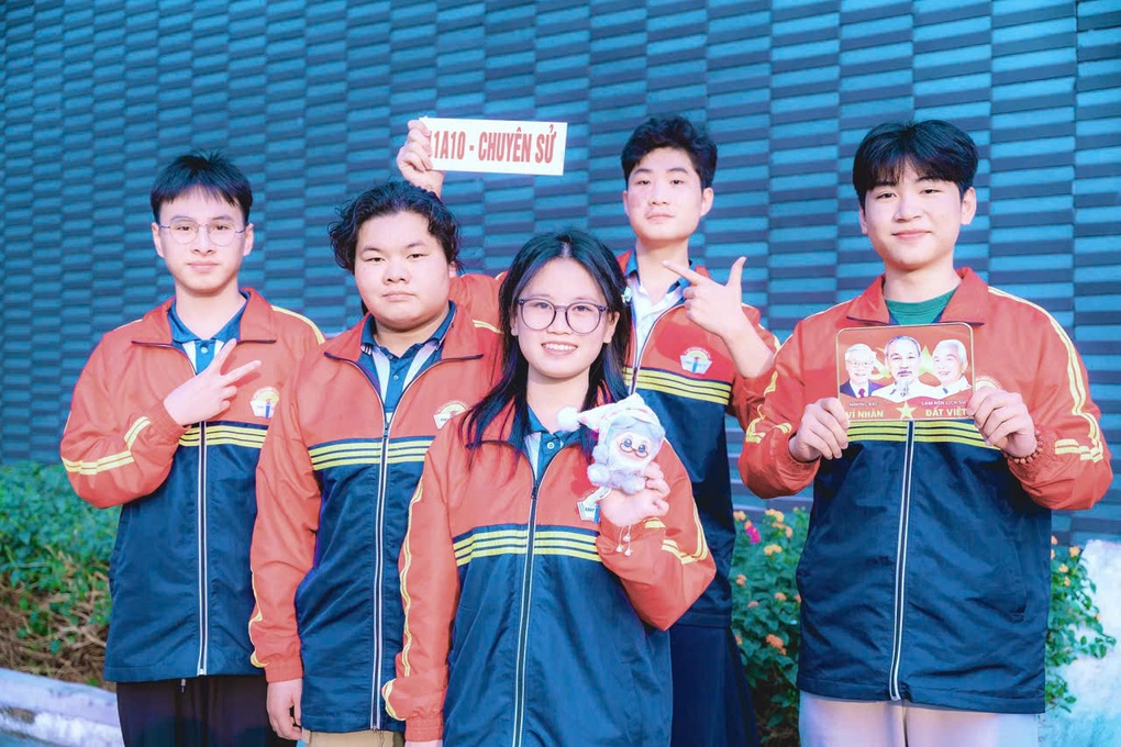 Giải nhất quốc gia Lịch sử và tình yêu lớn với Đại tướng Võ Nguyên Giáp - 2