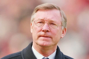 Sir Alex Ferguson thừa nhận sai lầm lớn nhất khi đối đầu với ngôi sao của MU
