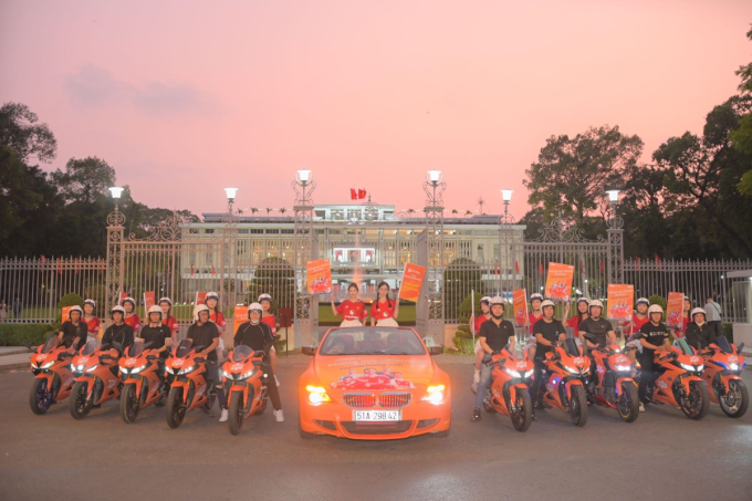 Hoạt động diễu hành tạo điểm nhấn tại TP HCM. Ảnh: FPT