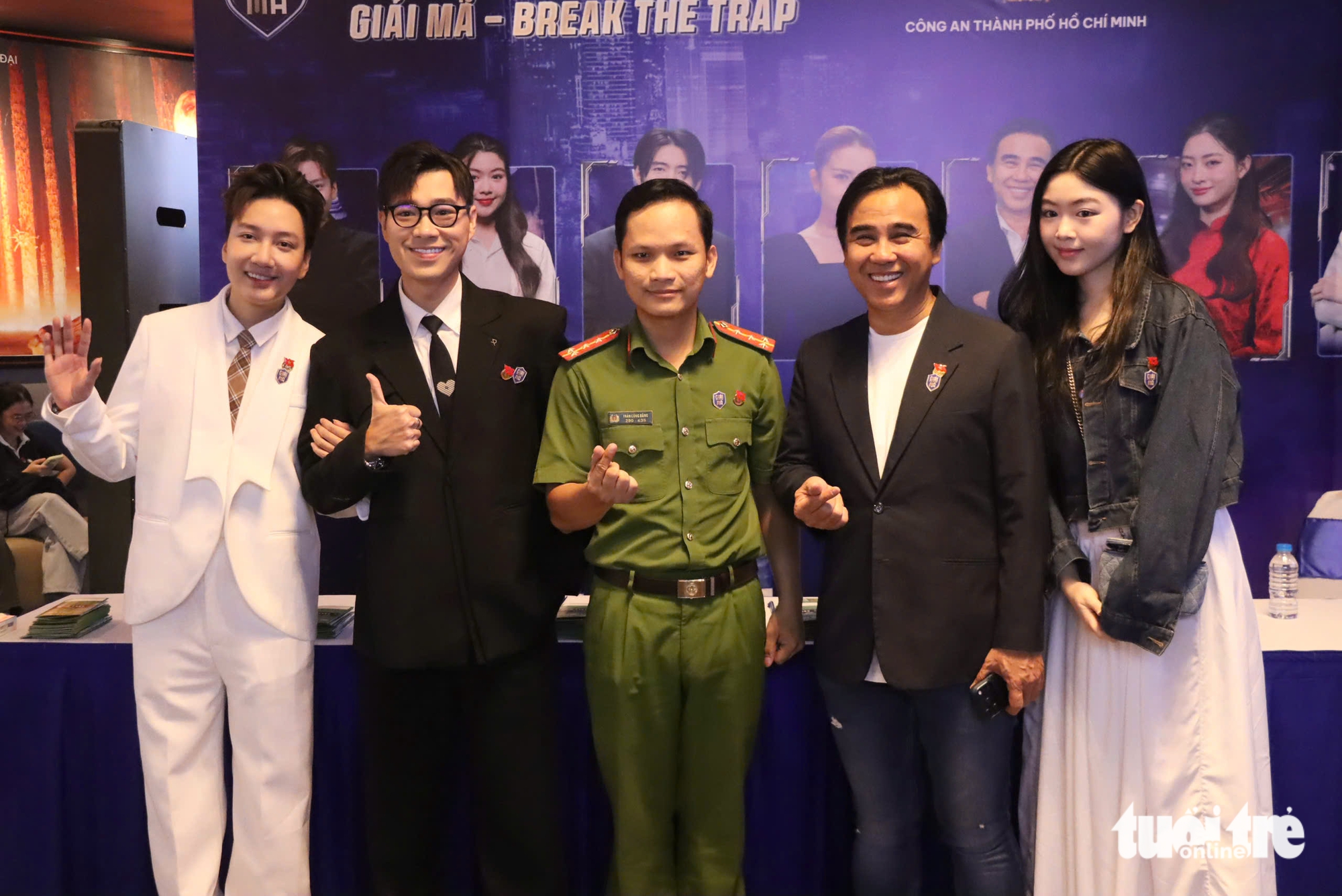 MC Quyền Linh cùng giới trẻ ‘thoát bẫy’ ma túy thời 4.0 3 MC Quyền Linh cùng giới trẻ ‘thoát bẫy’ ma túy thời 4.0 - Ảnh 3.