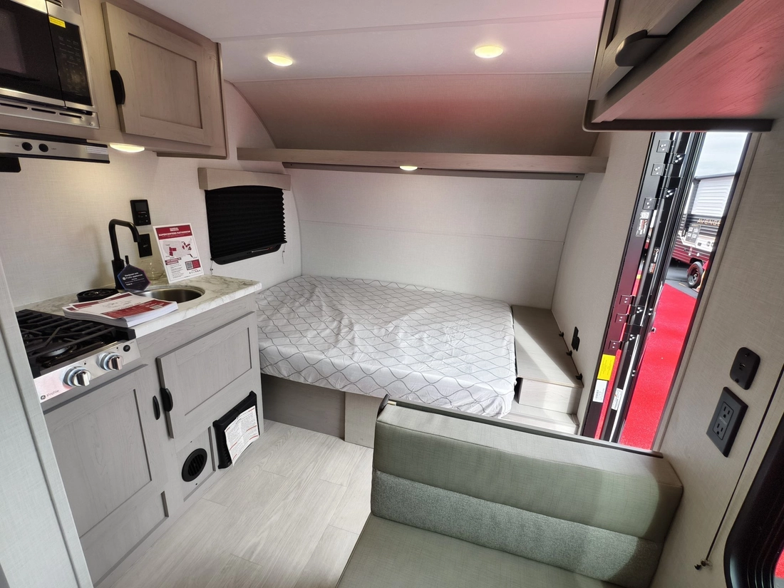 Nhà di động giá chỉ rẻ bằng nửa Toyota Vios, vẫn đủ tiện nghi nhưng nội thất 'mỏng manh' 11 nhà di động - Ảnh 11.