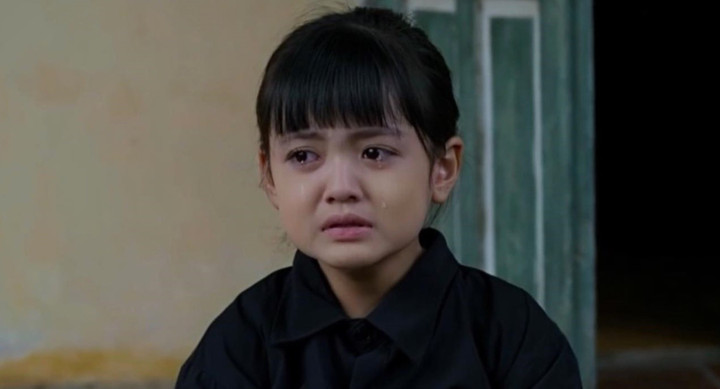 Diễn viên nhí 8 tuổi gây sốt phim giờ vàng VTV vì lấy nước mắt khán giả 5 Trên các diễn đàn về phim, nhiều khán giả dành lời khen cho lối diễn tự nhiên, giàu cảm xúc của Cherry An Nhiên, cho rằng nhân vật đã mang đến chiều sâu cho câu chuyện. Thậm chí nhiều người còn nói "cứ mỗi lần thấy Nhi là lại khóc". Một số khán giả còn nói vui rằng Cherry An Nhiên là người "cứu" cả bộ phim.