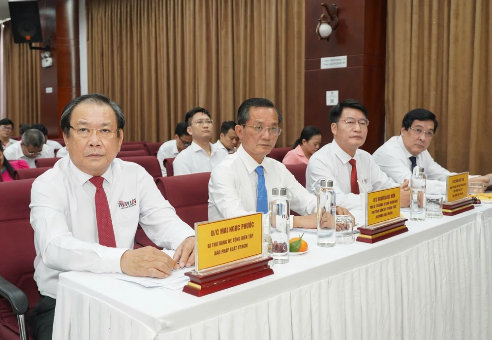 tong-bien-tap-bao-phap-luat-tp-hcm-bao-tiep-tuc-la-tro-thu-phap-ly-dac-luc (2).jpg