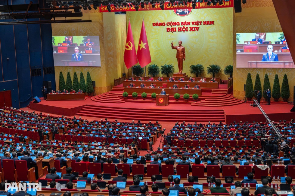 Tiêu chuẩn chọn Tổng Bí thư khóa mới - 2