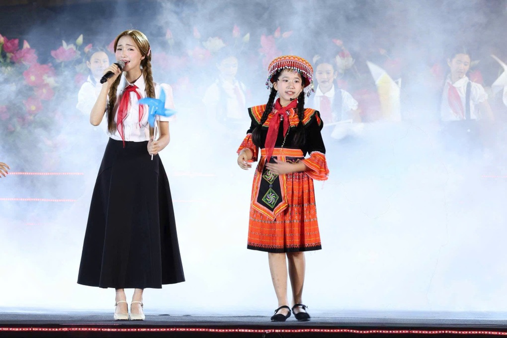 Sao nhí 13 tuổi đóng với Thanh Sơn, Hoàng Hà trong phim giờ vàng VTV là ai? - 3