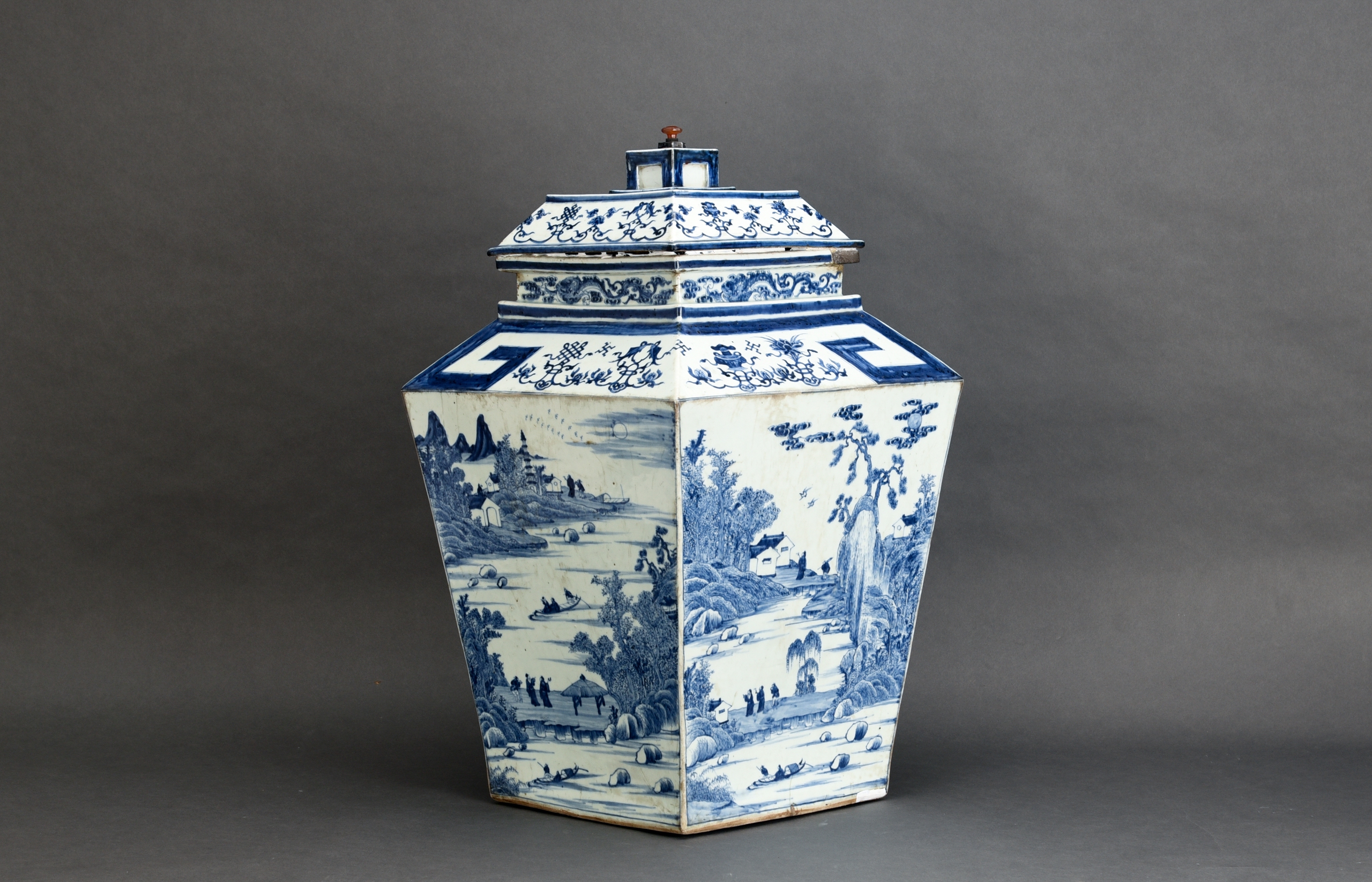 Vương Hồng Sển, nhà văn hóa lớn không chỉ của riêng Nam bộ - Ảnh 6.