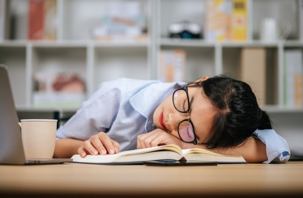 Nữ thủ khoa sốc khi tụt dốc học lực chỉ vì... 5 triệu đồng - 3