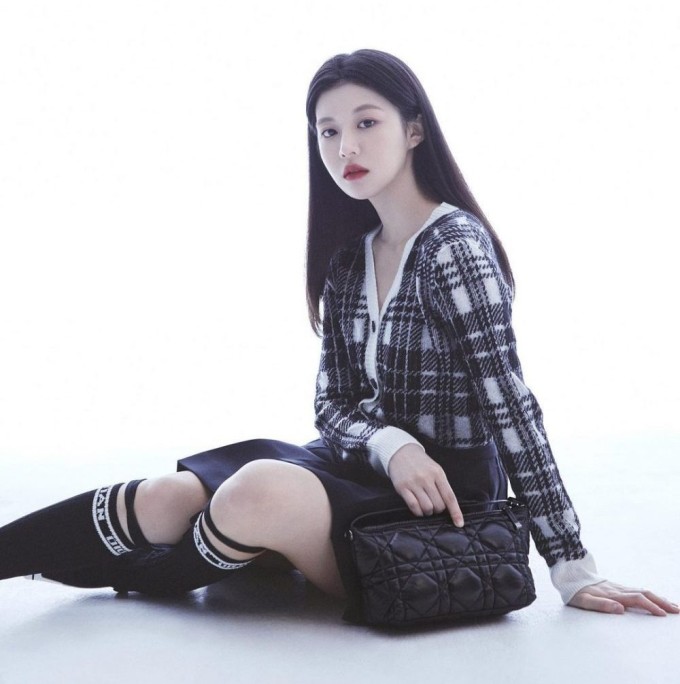 Với Go Yoon Jung, vóc dáng lý tưởng không đến từ nhịn ăn mà là kết quả của lối sống kỷ luật, bền bỉ và phù hợp với cơ thể. Ảnh: Instagram goyoonjung