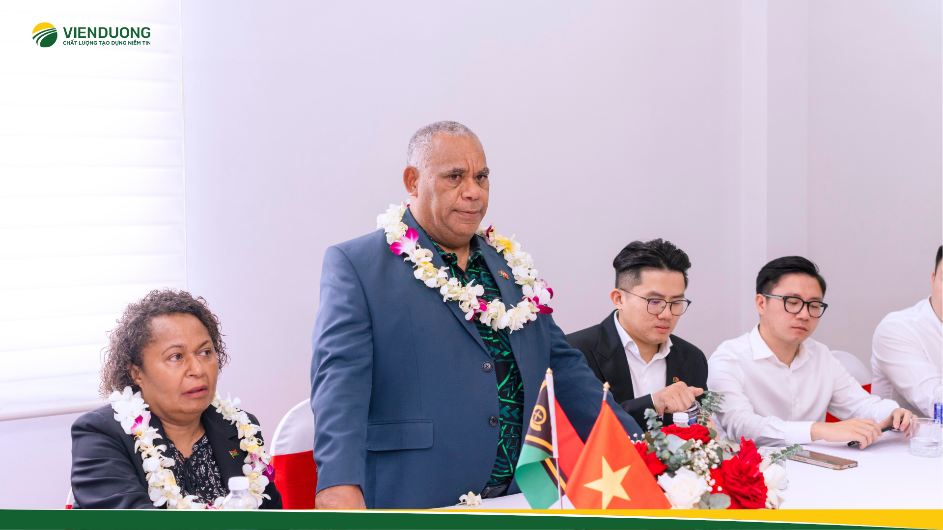 Thủ tướng Cộng hòa Vanuatu Jotham Napat tham quan nhà máy gạo xuất khẩu Viễn Dương

- Ảnh 4.