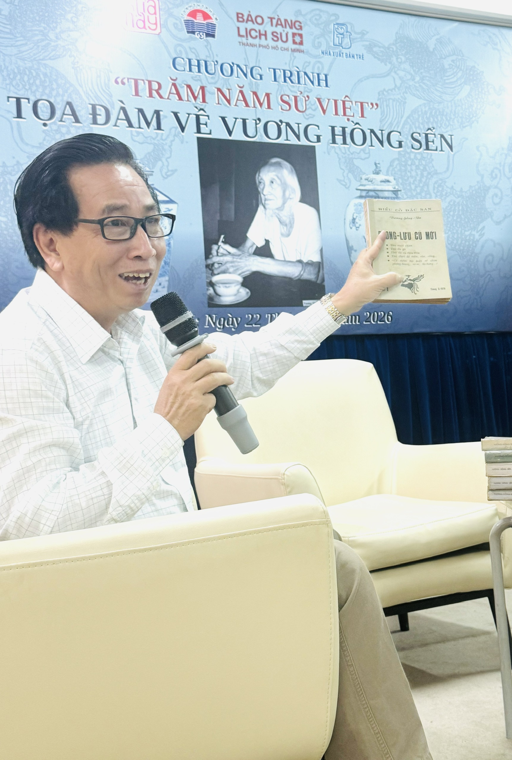 Thú chơi cổ vật 'không giống ai' của Vương Hồng Sển- Ảnh 7. Thú chơi cổ vật 'không giống ai' của Vương Hồng Sển- Ảnh 7.