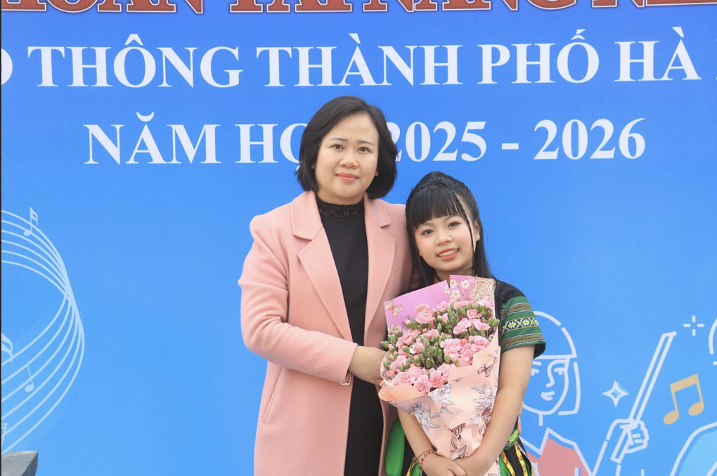 Học đàn chưa đầy 1 năm, nữ sinh lớp 5 giành HCV tài năng nhạc cụ Hà Nội - 3