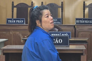 Sát hại người yêu tại quán karaoke vì ghen tuông