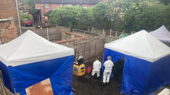 Thi thể Izabela Zablocka được tìm thấy ở vườn sau một ngôi nhà trên phố Princes, thành phố Derby. Ảnh: BBC