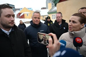 Thủ tướng Đan Mạch đến Greenland, nhấn mạnh tăng cường an ninh ở Bắc Cực