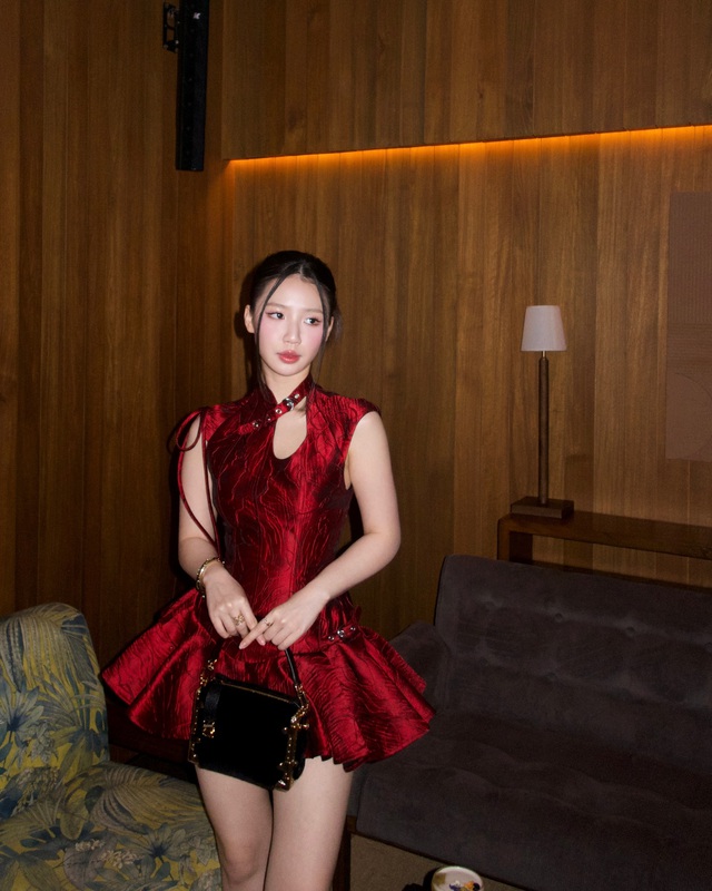 Sắc hồng, sắc đỏ mang cảm hứng tươi mới cho ngày xuân sang- Ảnh 5.