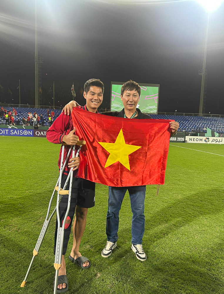 HLV Kim Sang-sik tiết lộ lí do giúp U23 Việt Nam thắng Hàn Quốc 3 HLV Kim Sang-sik tiết lộ lí do giúp U23 Việt Nam thắng Hàn Quốc - Ảnh 3.