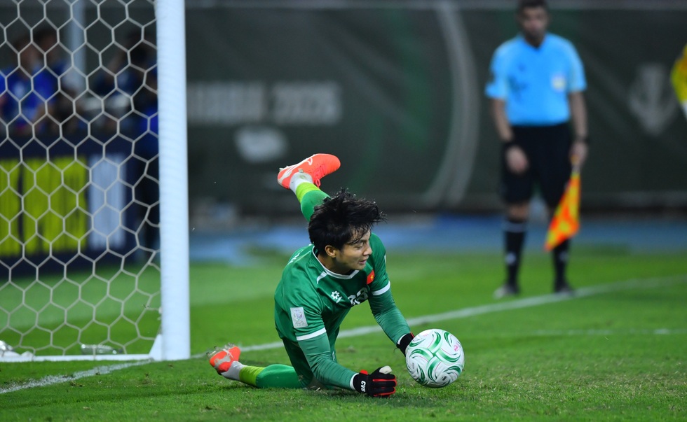 Thủ môn Cao Văn Bình: Siêu dự bị hóa người hùng trước U23 Hàn Quốc - 3