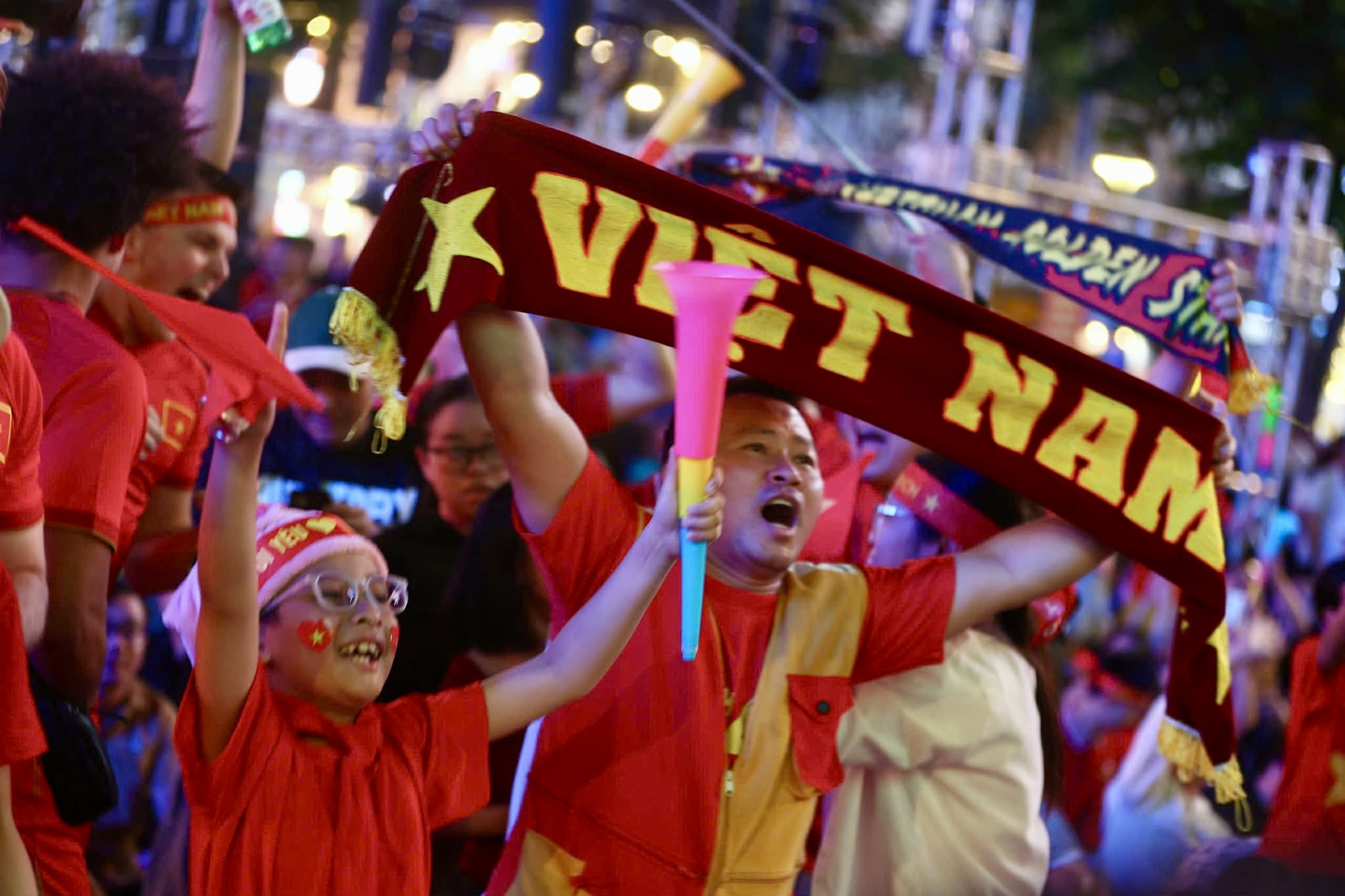 Thắng rồi, bão thôi!- Ảnh 12.