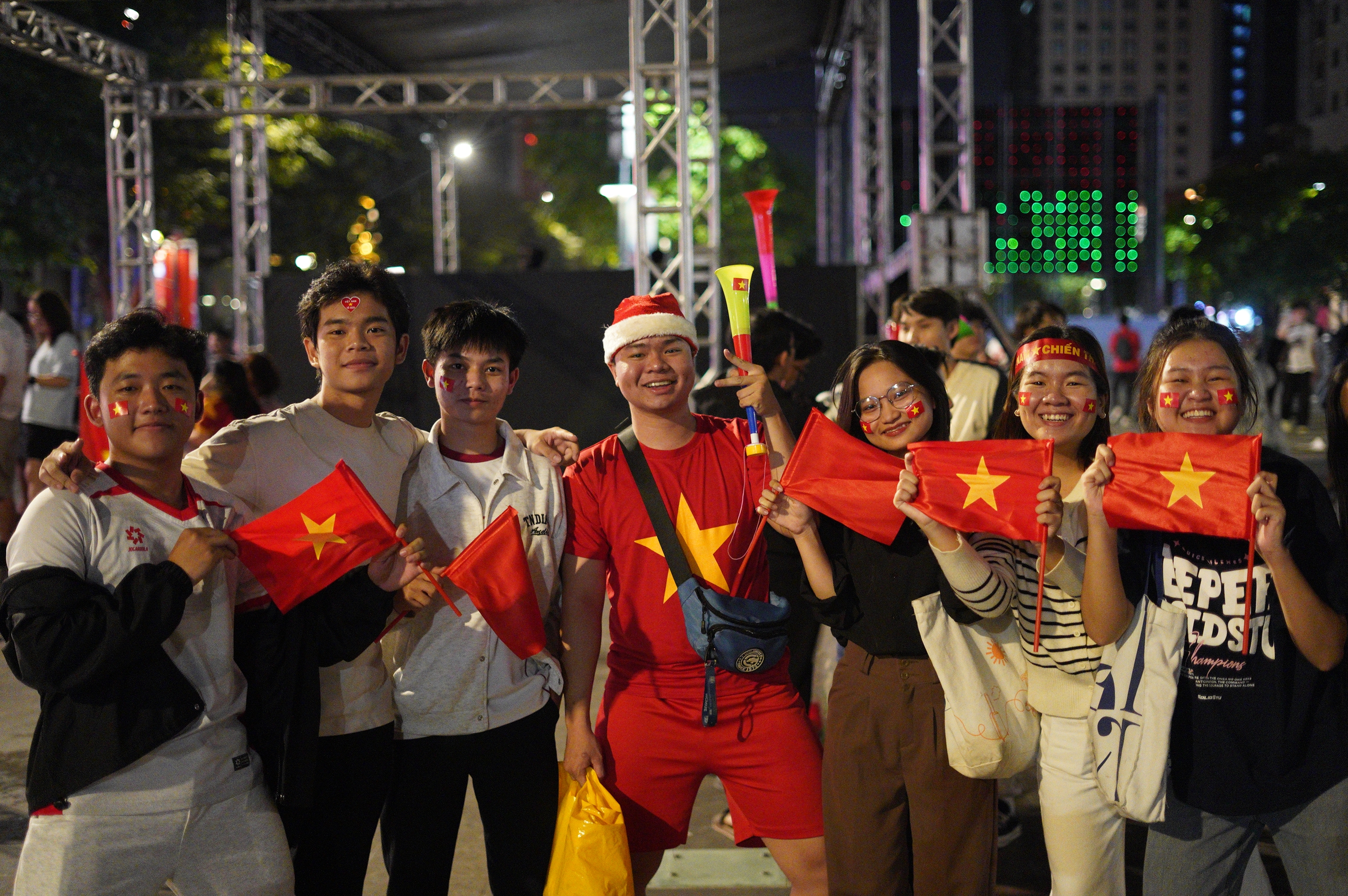 Thắng rồi, bão thôi!- Ảnh 28.