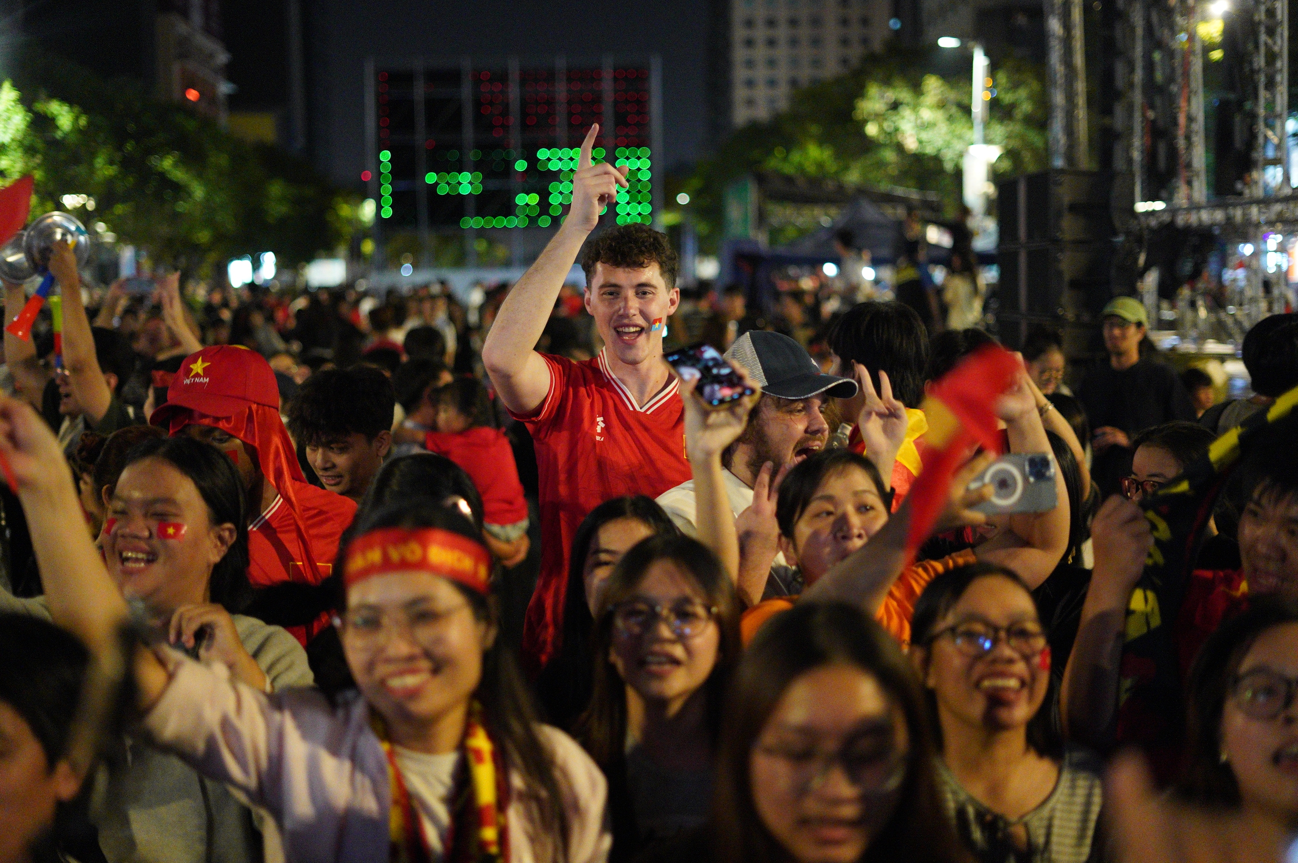 Thắng rồi, bão thôi!- Ảnh 29.