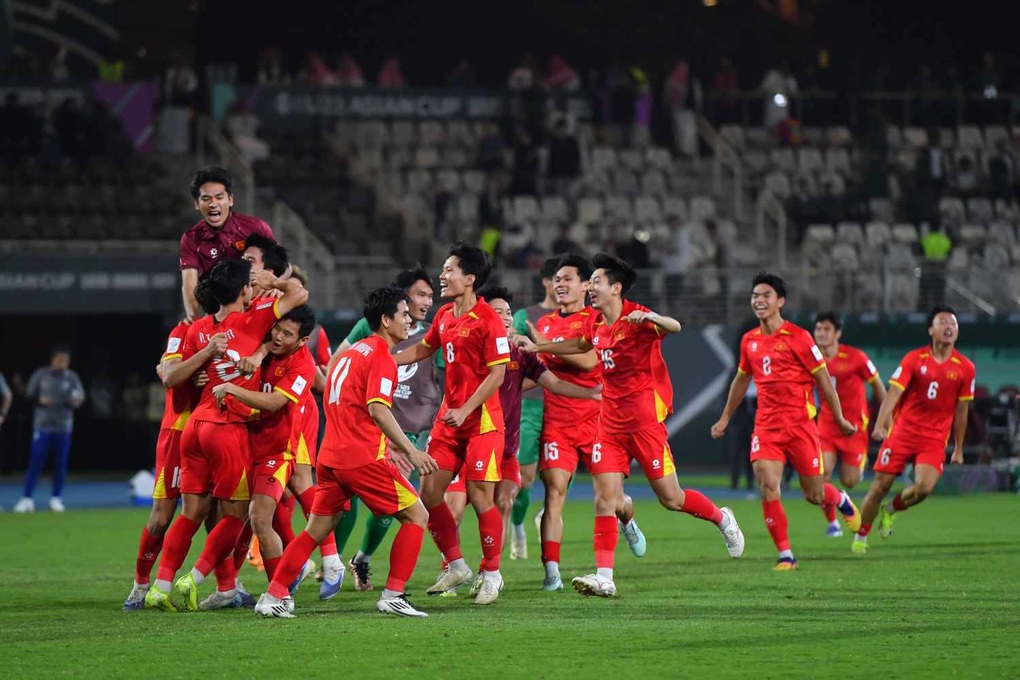 U23 Việt Nam rạng rỡ với tấm HCĐ U23 châu Á - 2