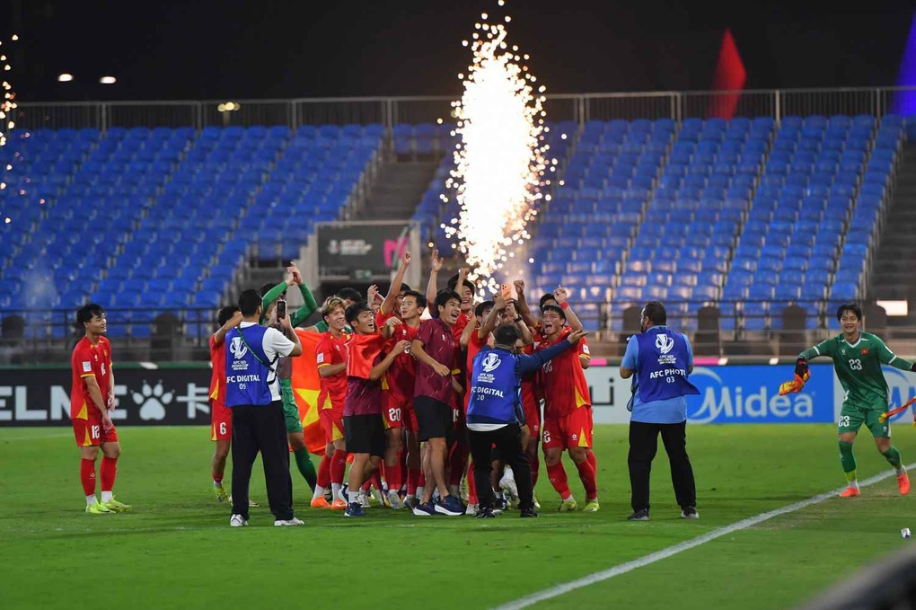 U23 Việt Nam rạng rỡ với tấm HCĐ U23 châu Á - 3