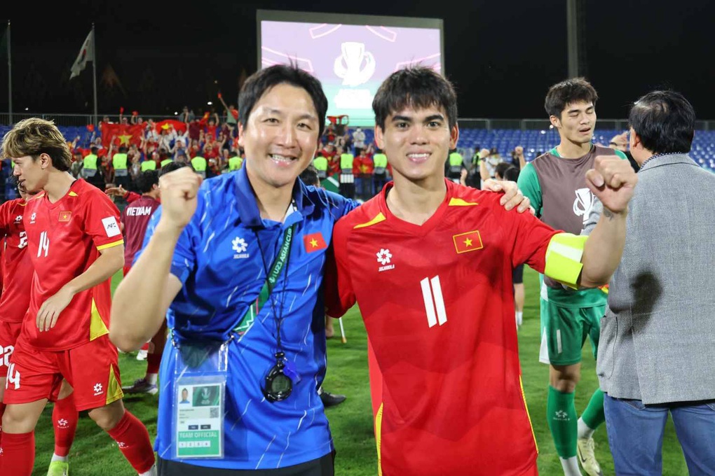 U23 Việt Nam rạng rỡ với tấm HCĐ U23 châu Á - 8